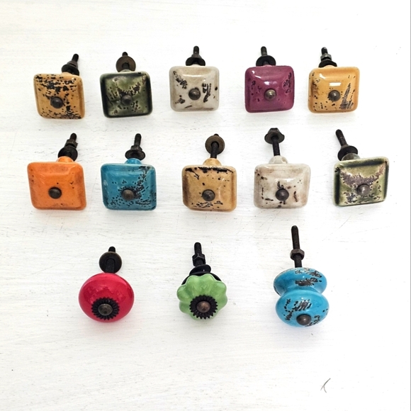 COLORFUL CERAMIC DRAWER & FURNITURE KNOBS - LOT OF 13 - Picture 1 of 5